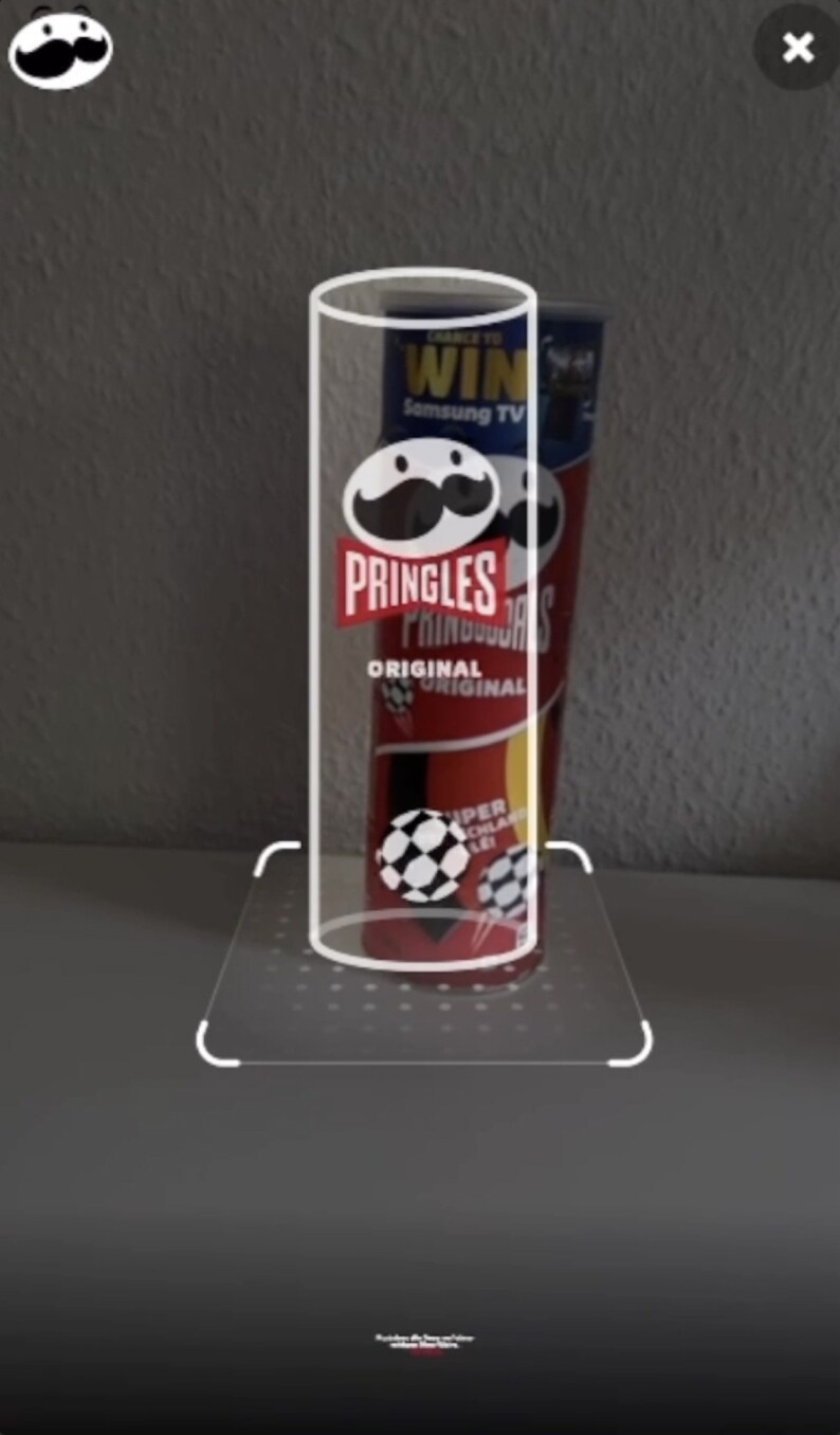 Neuer Look, Pringles wie immer.