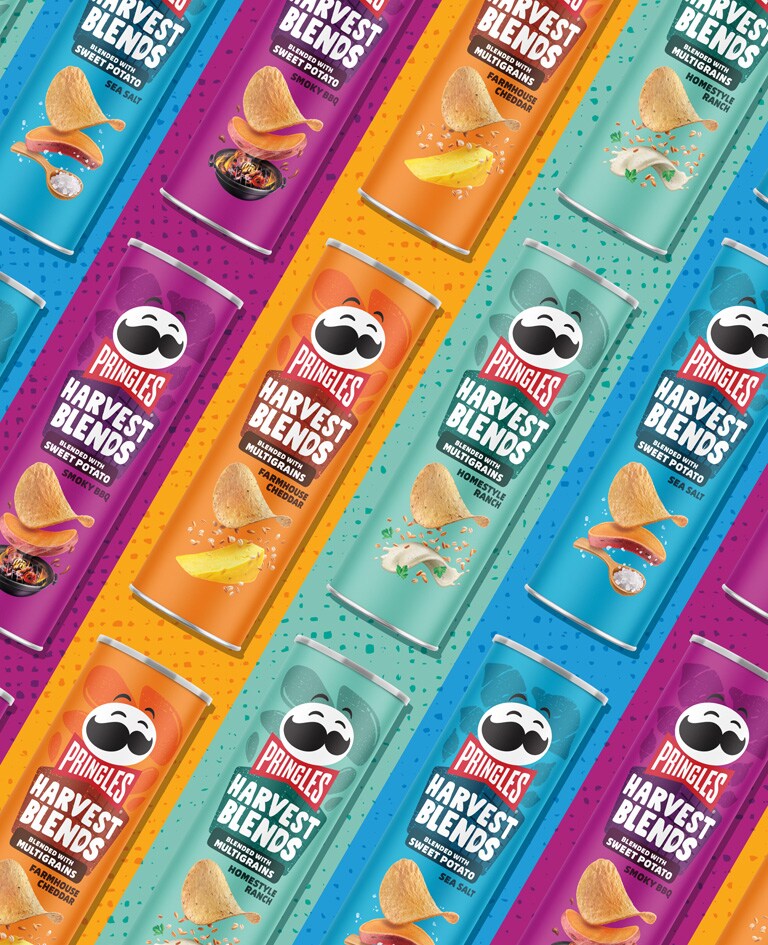 Pringles Harvest Blend products tiled on a color background